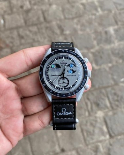Omega Swatch to moon